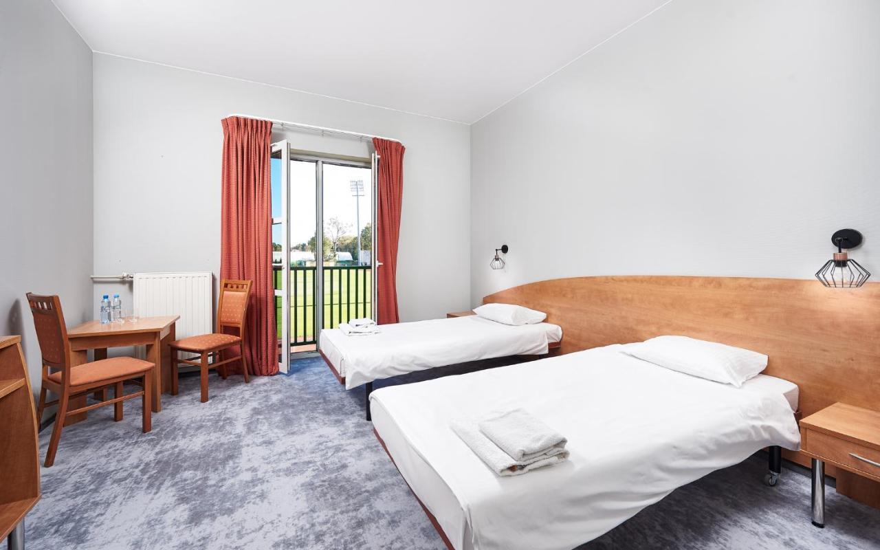 Hotel Anton By Dns Прушкув Экстерьер фото
